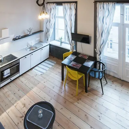 아파트 Rabarbar *